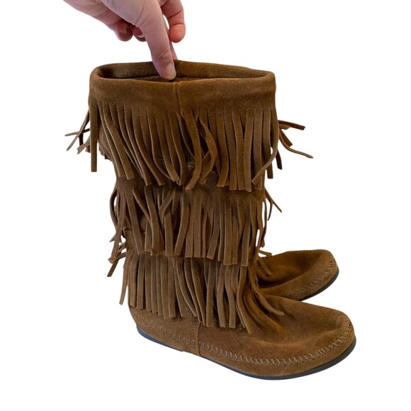 MINNETONKA Womens US 9 Moccasin Boots 1632 Brown Suede 3-Layer Fringe EUC - Picture 2 of 9